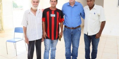 Imagem em Visita aos assentamentos em Nobres.