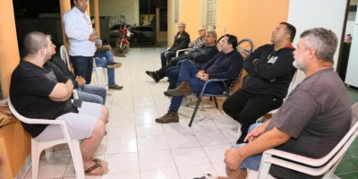 Imagem em Reunião em Nova Brasilândia.