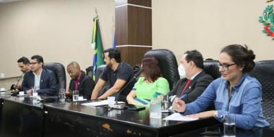 Imagem em Audiência comissão educação profuncionário.