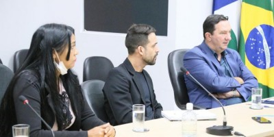 Imagem em Reunião comissão TDI com prefeito de Cuiabá.