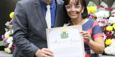 Imagem em Sessão solene saúde e titulo cidadão MT