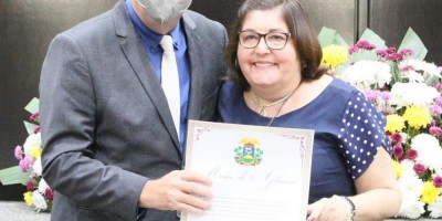 Imagem em Sessão solene saúde e titulo cidadão MT