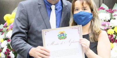 Imagem em Sessão solene saúde e titulo cidadão MT