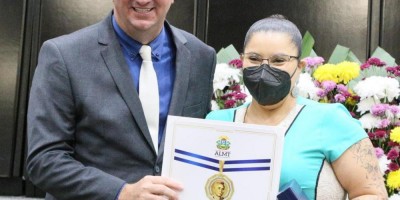 Imagem em Sessão solene saúde e titulo cidadão MT