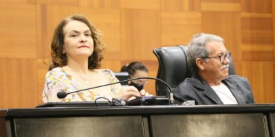 Imagem em Sessão solene saúde e titulo cidadão MT