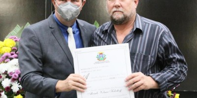 Imagem em Sessão solene saúde e titulo cidadão MT