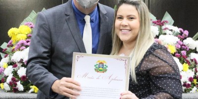 Imagem em Sessão solene saúde e titulo cidadão MT
