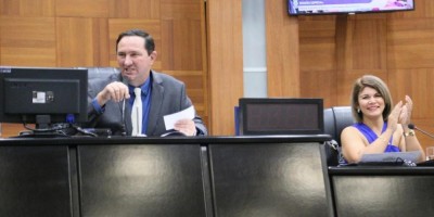 Imagem em Sessão solene saúde e titulo cidadão MT