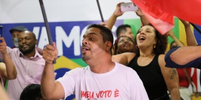 Imagem em Convenções Federação (PT, PV, e PCdoB) e Progressistas.