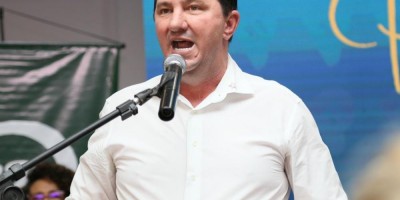 Imagem em Convenções Federação (PT, PV, e PCdoB) e Progressistas.