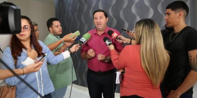 Imagem em Convenções Federação (PT, PV, e PCdoB) e Progressistas.