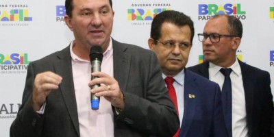 Imagem em Plenária de Lançamento do PPA