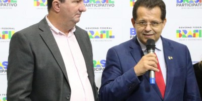 Imagem em Plenária de Lançamento do PPA