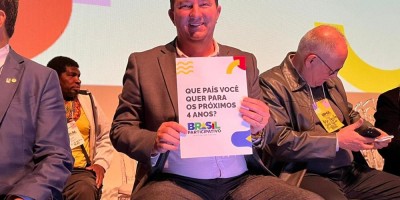 Imagem em Plenária de Lançamento do PPA