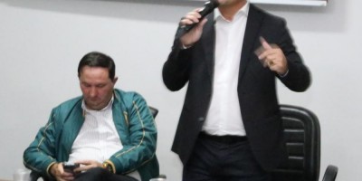 Imagem em Reunião com Agricultores e Agricultoras de Campo Verde.