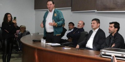 Imagem em Reunião com Agricultores e Agricultoras de Campo Verde.