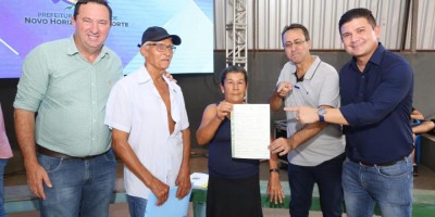 Imagem em Entrega de Títulos Rurais em Novo Horizonte do Norte.