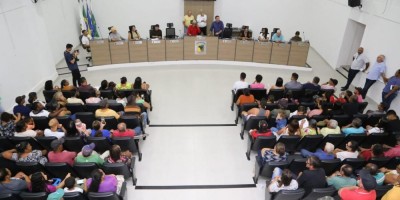 Imagem em Reunião na Câmara Municipal de Feliz Natal.