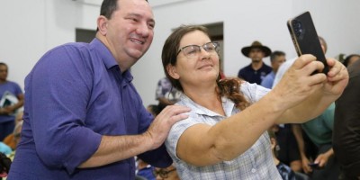 Imagem em Reunião na Câmara Municipal de Feliz Natal.