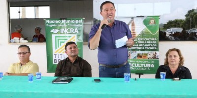Imagem em Entrega de Títulos Rurais em Nova Ubiratã (Cedro Rosa).