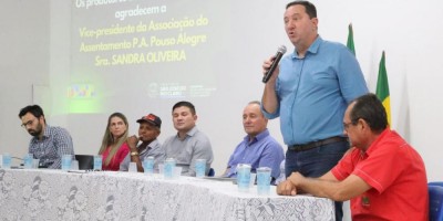 Imagem em Entrega de Títulos Rurais em São José do Rio Claro.