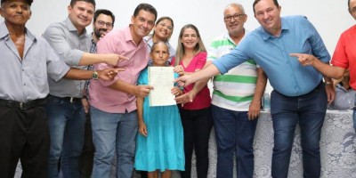 Imagem em Entrega de Títulos Rurais em São José do Rio Claro.