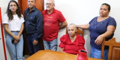 Imagem em Reunião na Câmara Municipal de Nova Brasilândia.