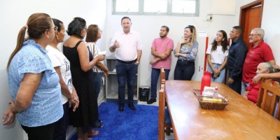 Imagem em Reunião na Câmara Municipal de Nova Brasilândia.