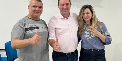 Imagem em Reunião na Câmara Municipal de Nova Brasilândia.