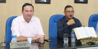 Imagem em Reunião na Câmara Municipal de Nova Brasilândia.