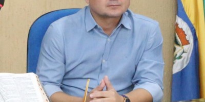 Imagem em Reunião na Câmara Municipal de Nova Brasilândia.