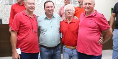 Imagem em Reunião na Câmara Municipal de Guarantã do Norte.