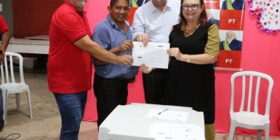 Imagem em Ato de Filiação em Nossa Senhora do Livramento.