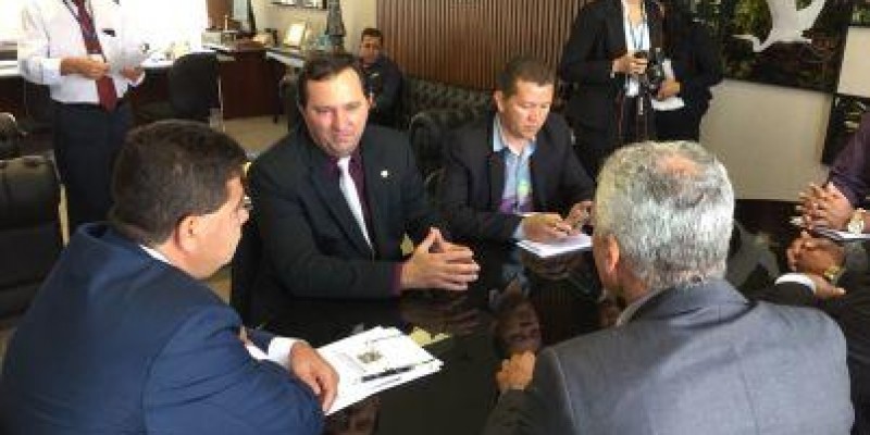 Barranco cumpre agendas no Incra e no Congresso Nacional