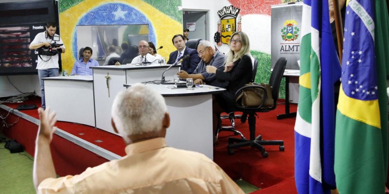 Mais de 80% dos imóveis de Várzea Grande não têm escritura