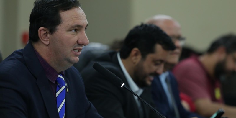 Artistas e gestores reclamam da falta de investimentos em cultura