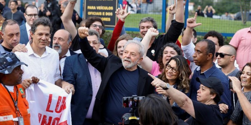 Soltura de Lula atende decisão do STF e corrige erro da Lava Jato