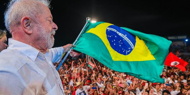 Em artigo no Washington Post, Lula fala sobre “as lições do Brasil para o mundo” contra tentativas de golpe