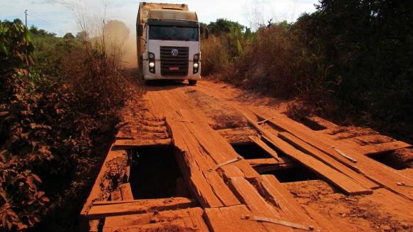 Deputado pede urgência em construção de novas pontes e recuperação da MT-322
