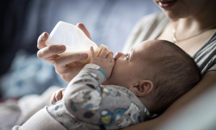 Projeto propõe que leite sem lactose seja distribuído gratuitamente para crianças com intolerância