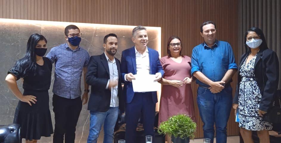 Barranco, Rosa Neide e representantes se reúnem com Mauro para cobrar convocação de profissionais da Educação