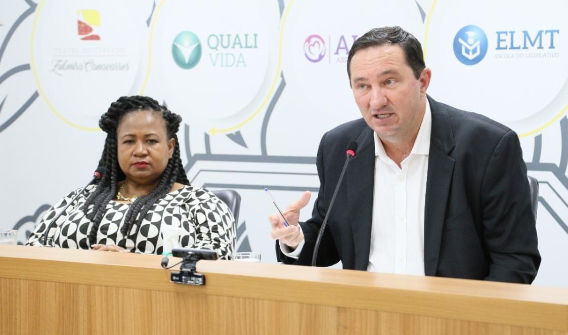 Audiência pública debateu lei que obriga os condomínios a comunicarem a polícia casos de violência doméstica
