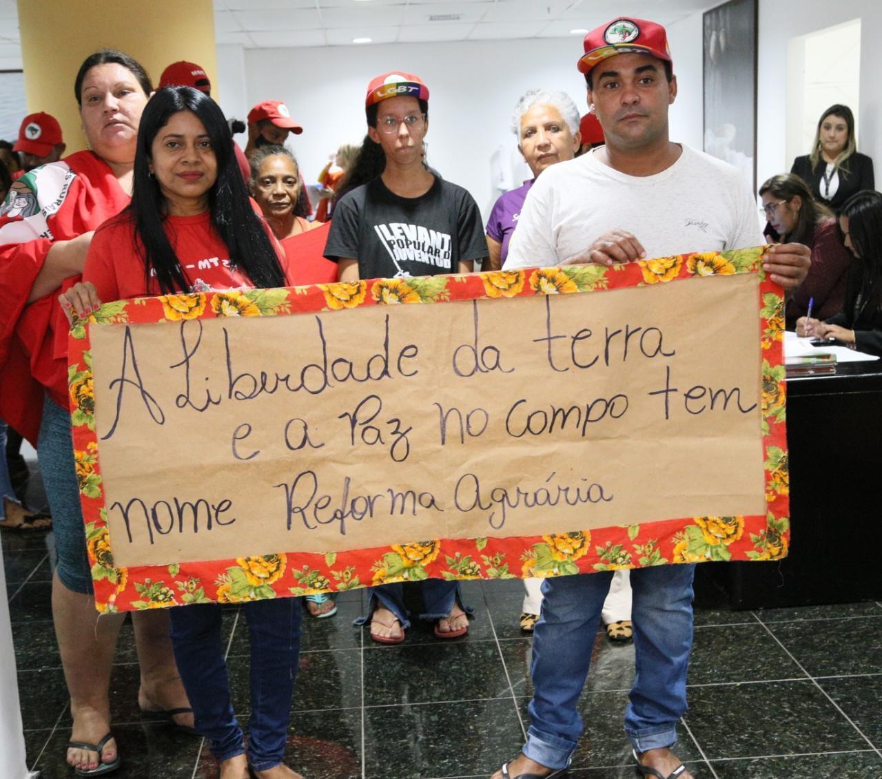Audiência pública debate divisão de terras e fomento a agricultura familiar Audiência pública debate divisão de terras e fomento a agricultura familiar
