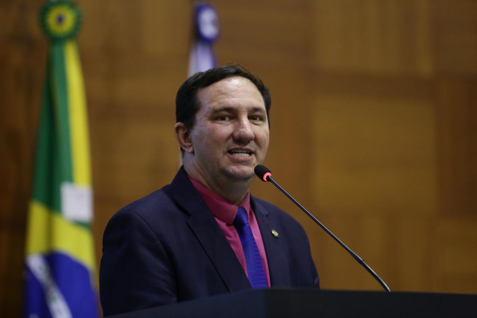 Assembleia derruba veto a projeto que “quebra” cláusula de barreira em concursos de MT