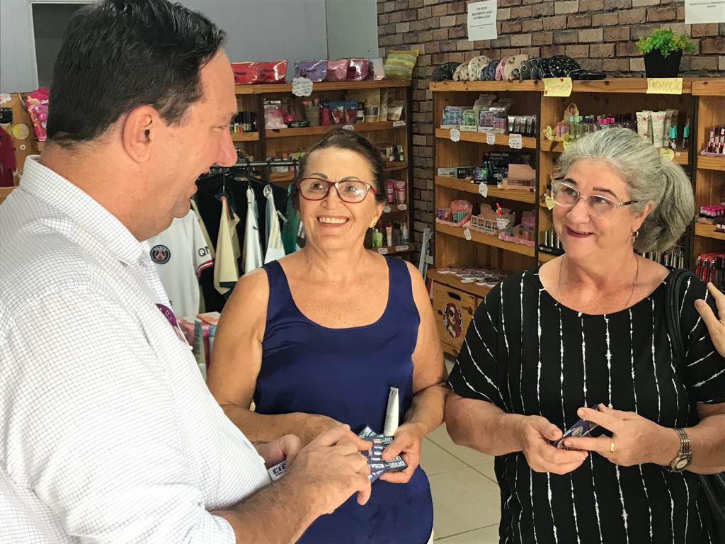 Fazendo dobradinha com Lula, Barranco visita 16 municípios da região norte Fazendo dobradinha com Lula, Barranco visita 16 municípios da região norte