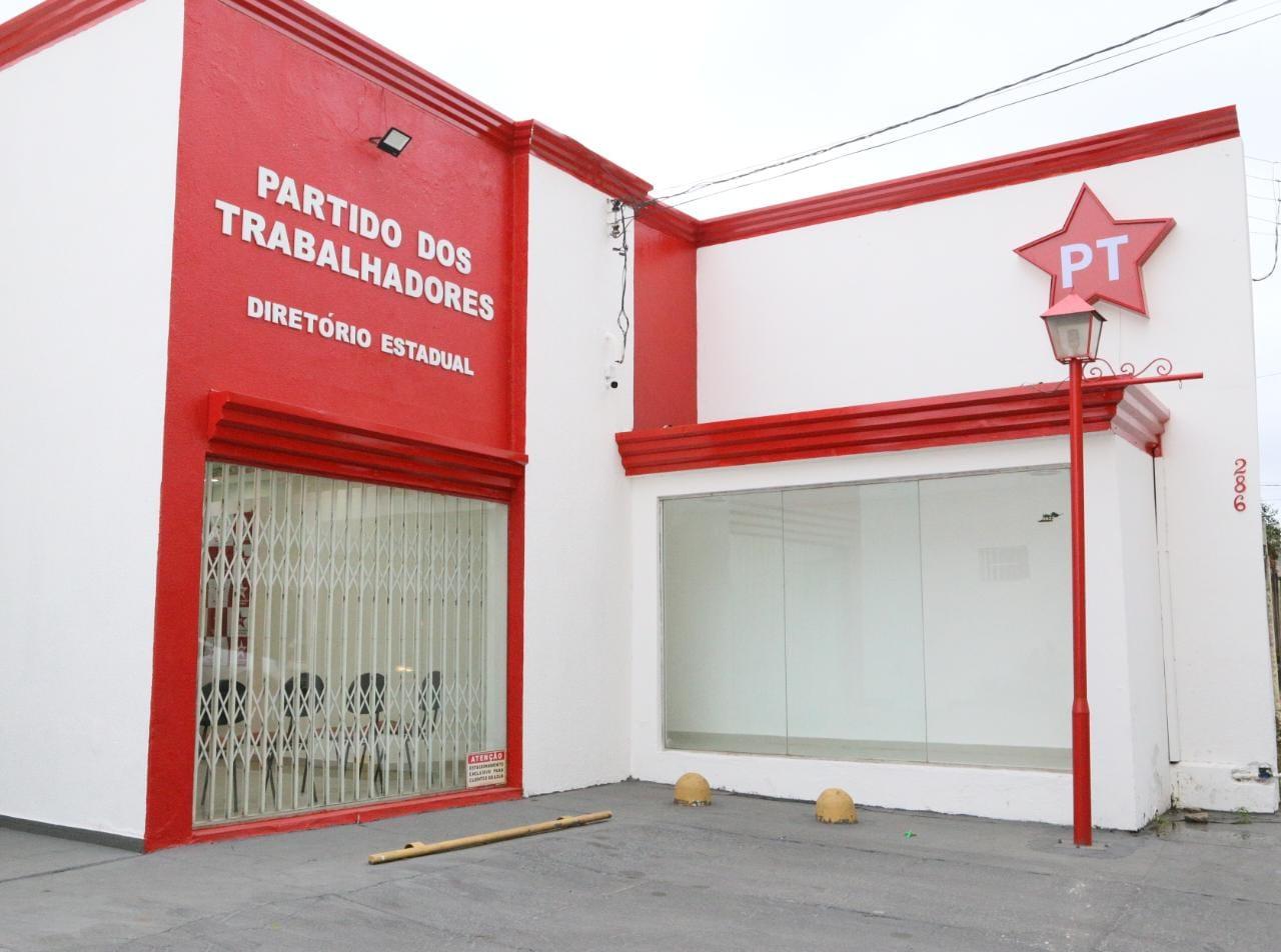PT de Mato Grosso pede policiamento em diretórios e comitês de partidos da Federação