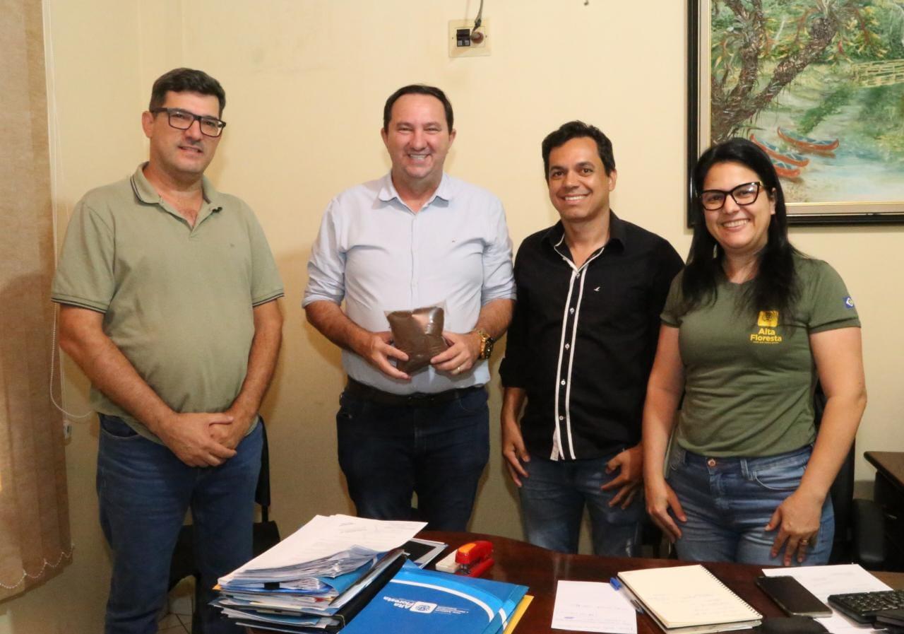 Deputado realiza viagem para o Nortão e visita 8 municípios
