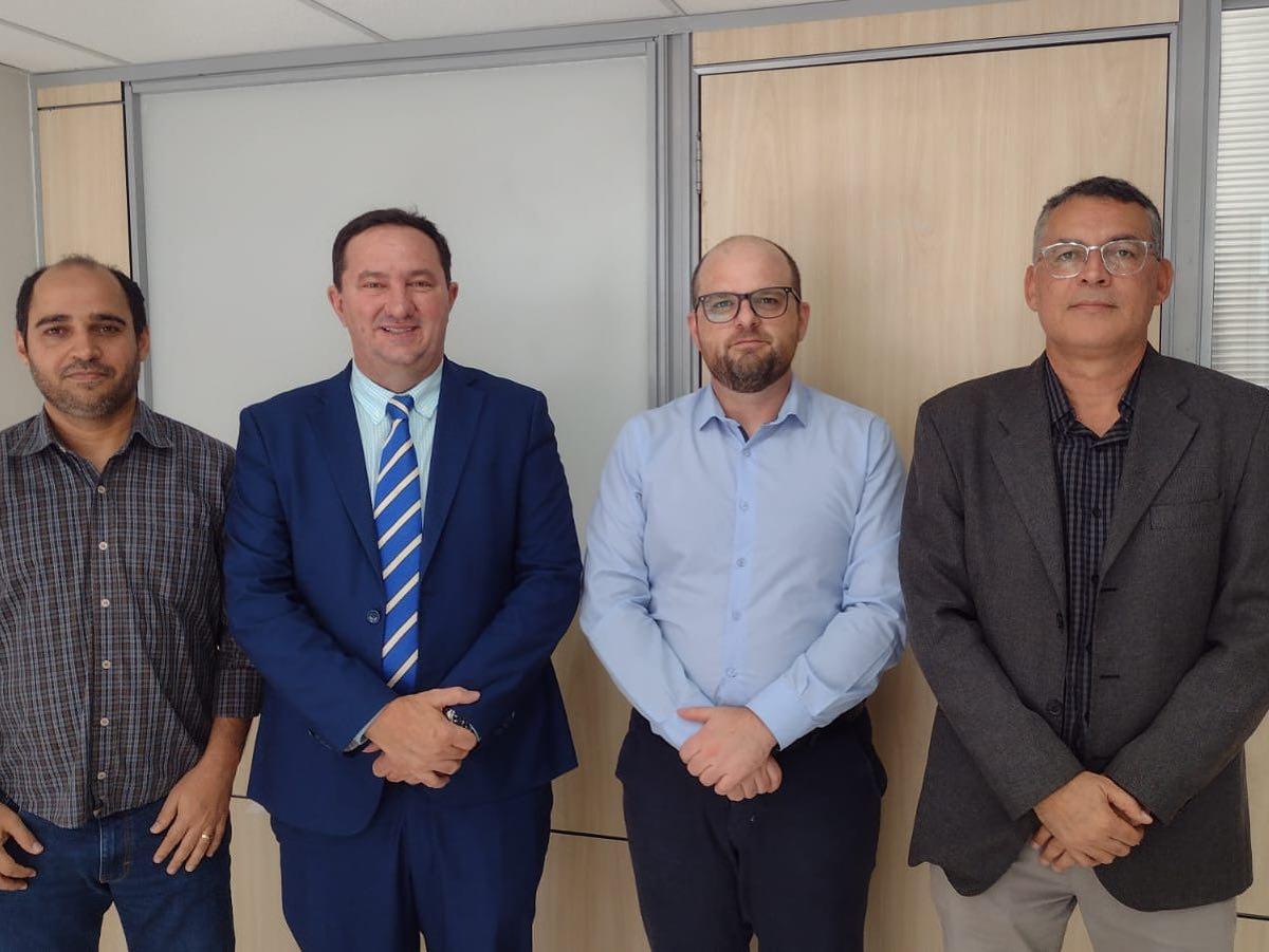 Em viagem à Brasília, Barranco visita ministro Wellington Dias, senadores Rogério Carvalho e Tereza Leitão, e INCRA Em viagem à Brasília, Barranco visita ministro Wellington Dias, senadores Rogério Carvalho e Tereza Leitão, e INCRA