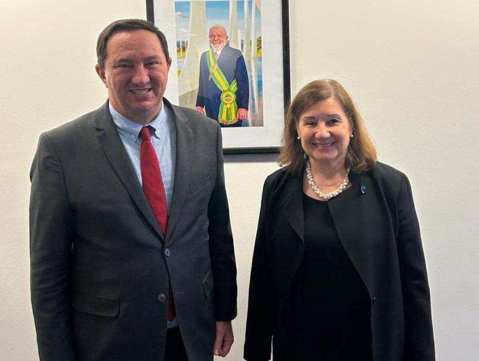 Em viagem internacional, deputado Barranco é recebido em embaixada brasileira nos Estados Unidos