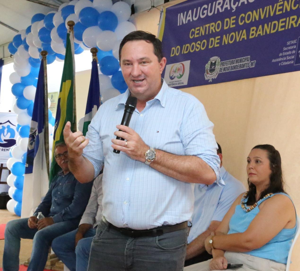 Com emenda de R$ 1 milhão, Barranco participa de inauguração de Centro de Convivência do Idoso em Nova Bandeirantes